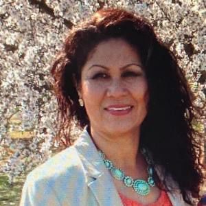 Meet your Posher, Juana